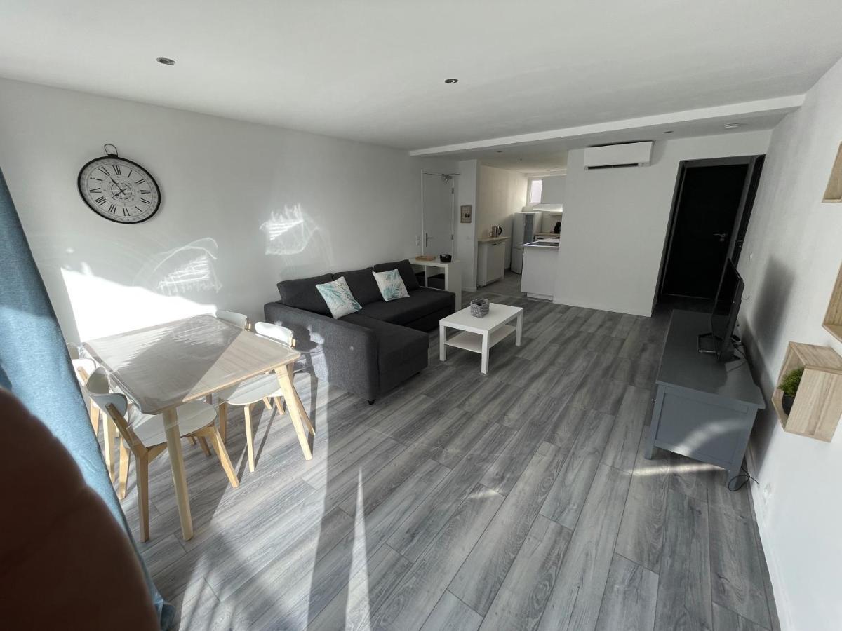 Spacious Marina & See View Appartment Cavalaire-sur-Mer Exterior photo